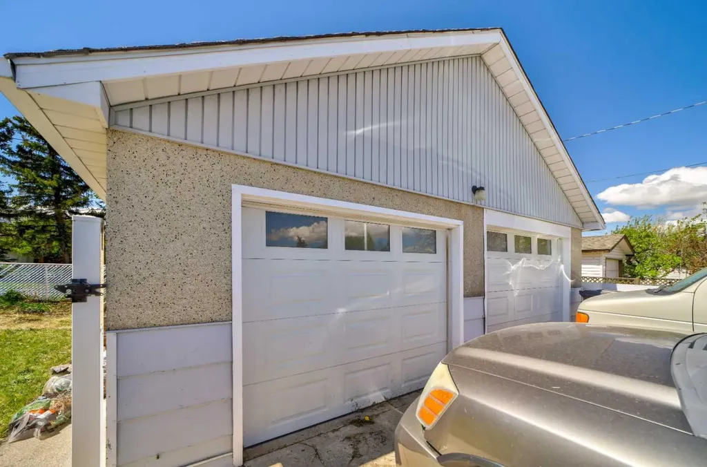 731 Mcdougall Street Pincher Creek AB T0K 1W0