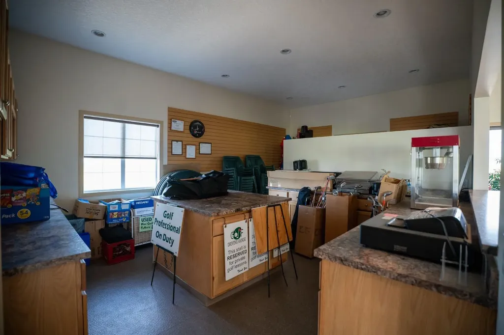 12014 242 Avenue W Rural Foothills County AB T1S 4J7