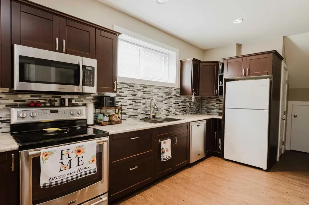 12429 103b Street Grande Prairie AB T8V2R1
