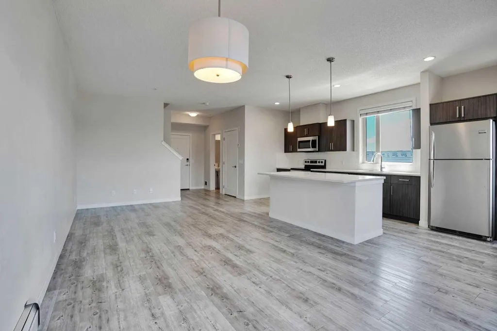 10 Westpark Link SW Calgary AB T3H 0Y5