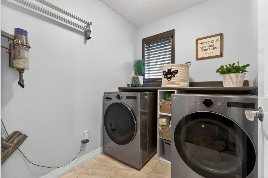 49 Auburn Springs Place SE Calgary AB T3M 1Y2