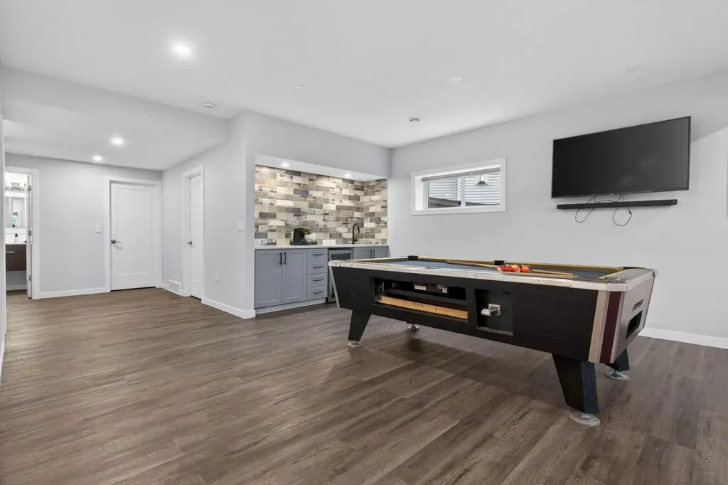 49 Auburn Springs Place SE Calgary AB T3M 1Y2