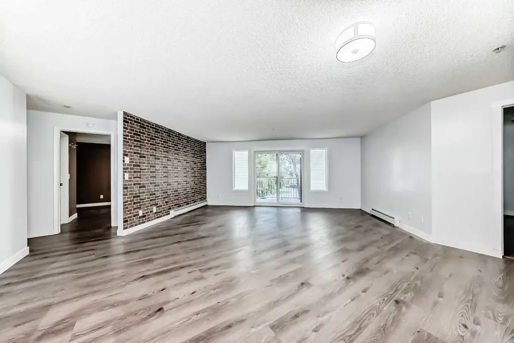 6224 17 Avenue SE Calgary AB T2A 7X8