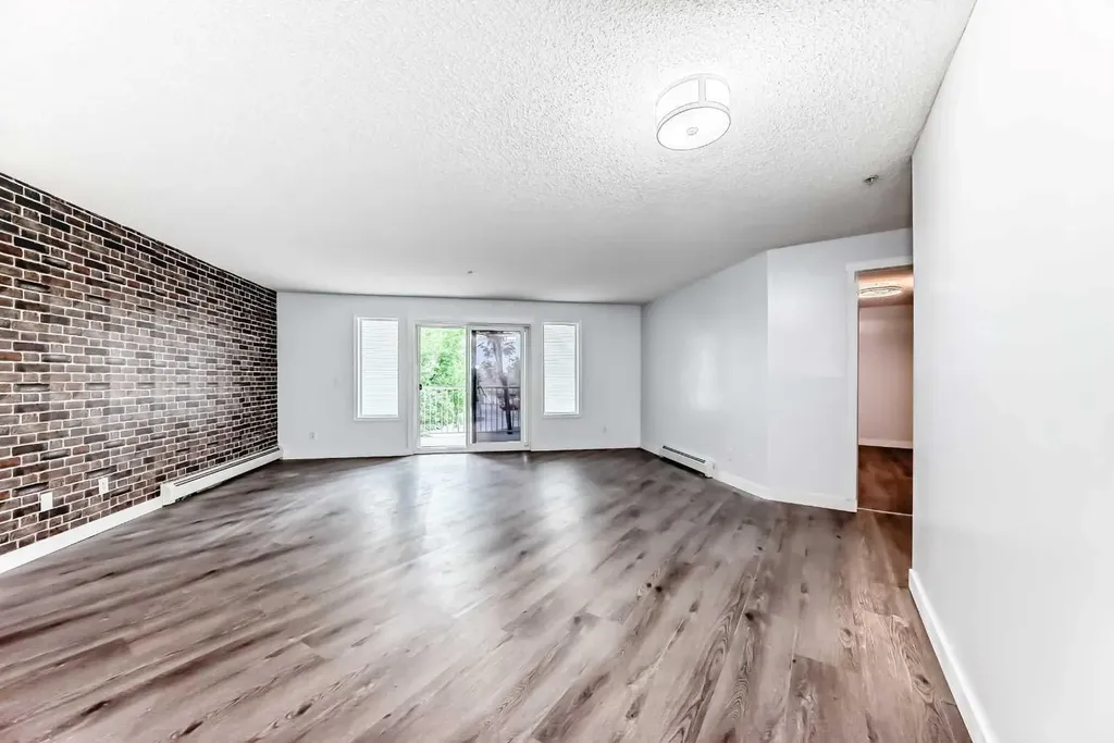 6224 17 Avenue SE Calgary AB T2A 7X8