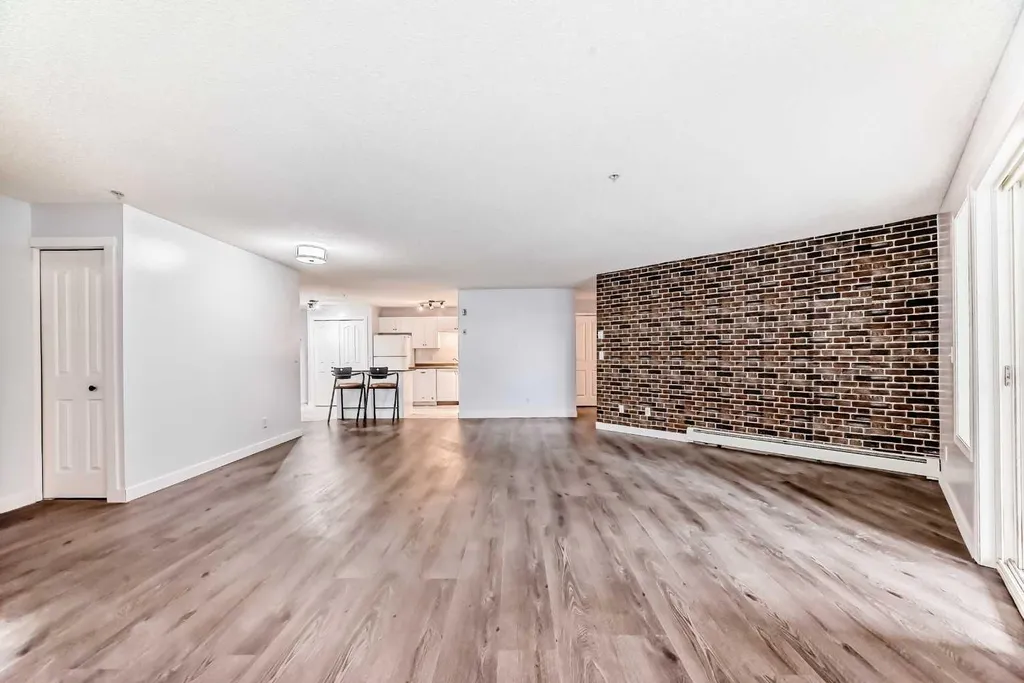 6224 17 Avenue SE Calgary AB T2A 7X8