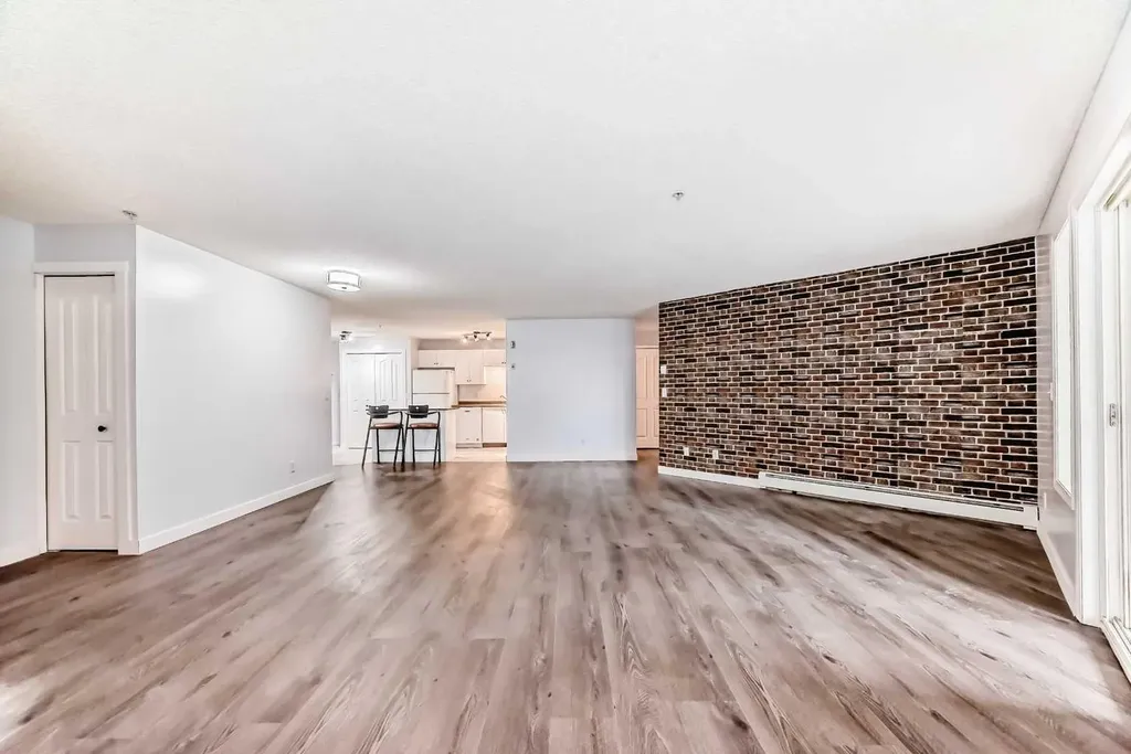 6224 17 Avenue SE Calgary AB T2A 7X8