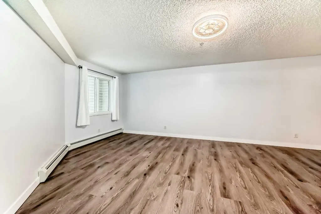 6224 17 Avenue SE Calgary AB T2A 7X8