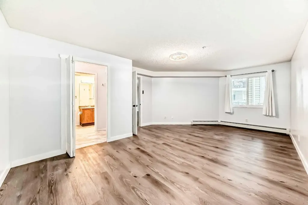 6224 17 Avenue SE Calgary AB T2A 7X8