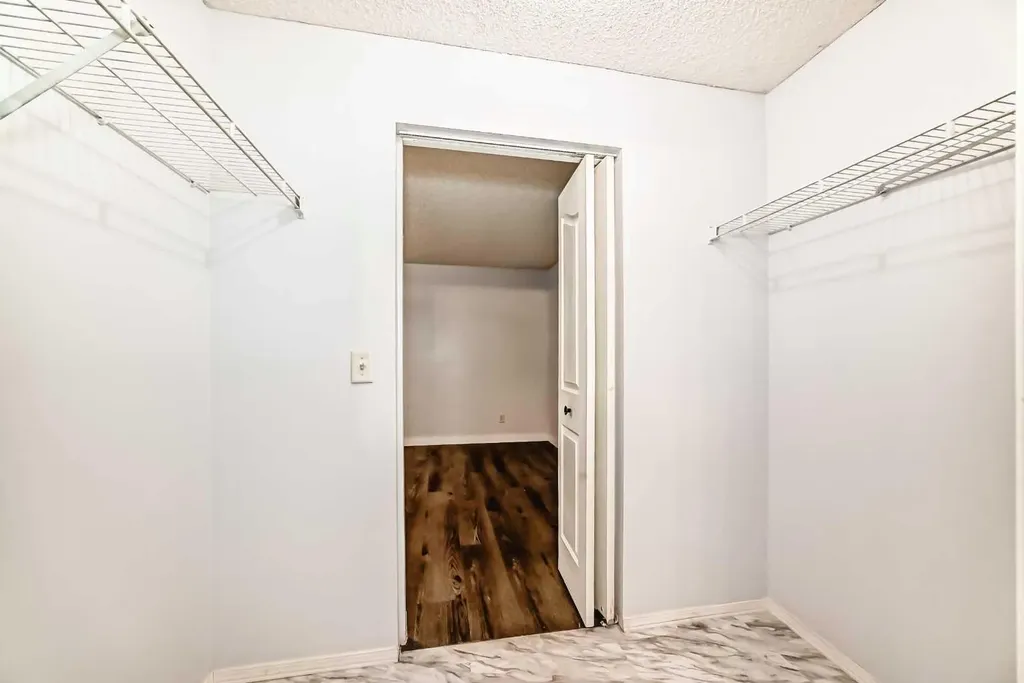 6224 17 Avenue SE Calgary AB T2A 7X8