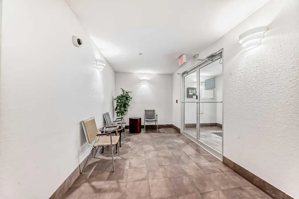6224 17 Avenue SE Calgary AB T2A 7X8
