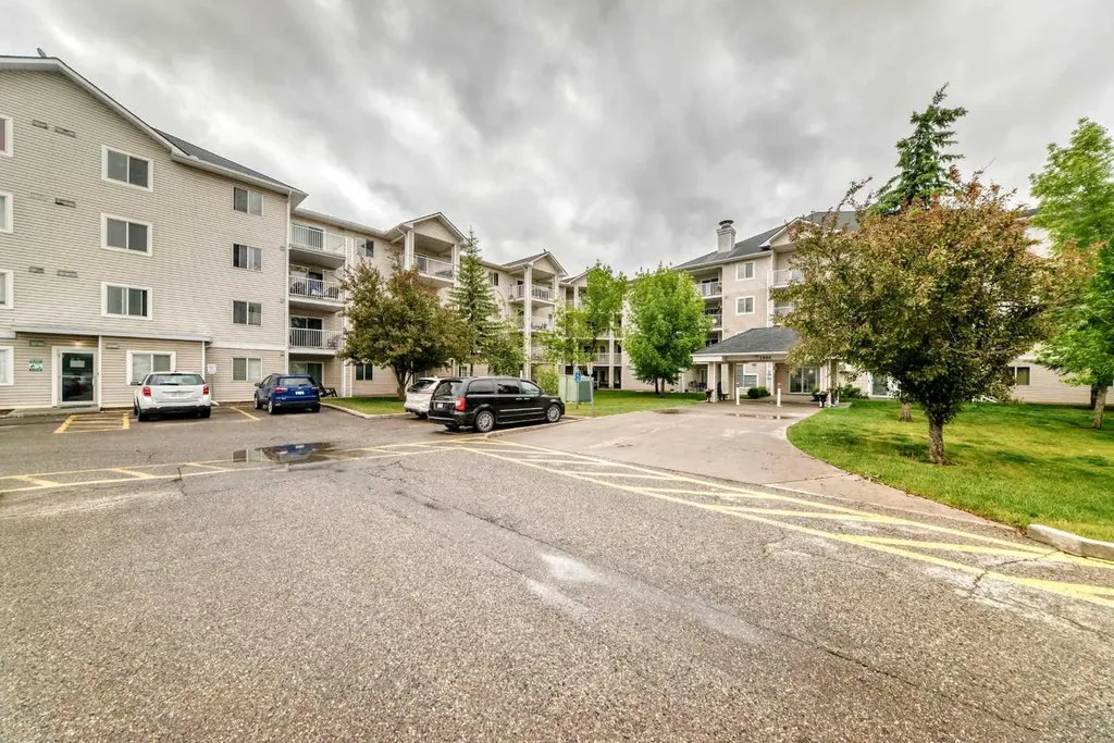 6224 17 Avenue SE Calgary AB T2A 7X8
