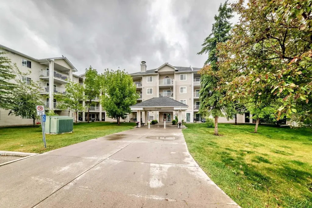 6224 17 Avenue SE Calgary AB T2A 7X8