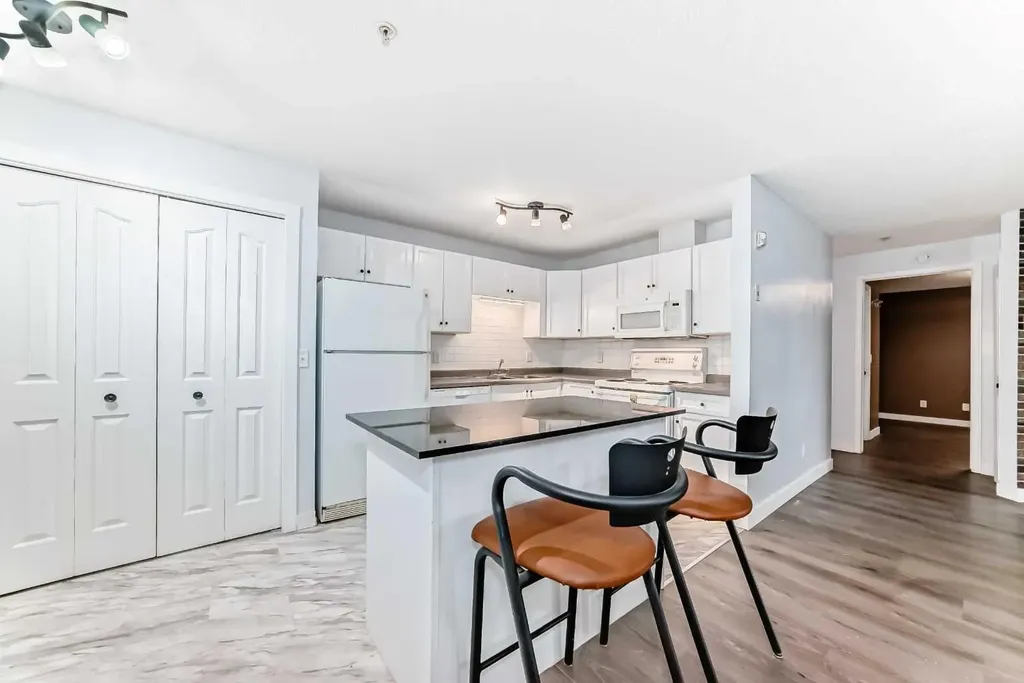 6224 17 Avenue SE Calgary AB T2A 7X8