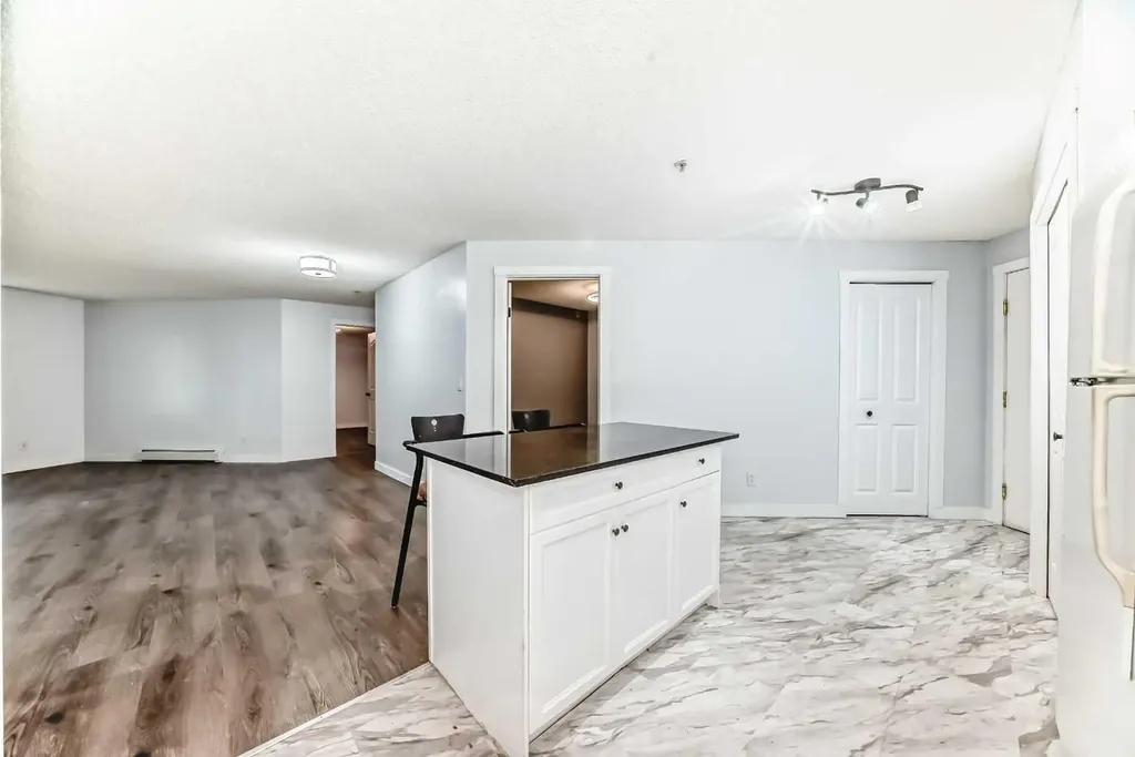 6224 17 Avenue SE Calgary AB T2A 7X8