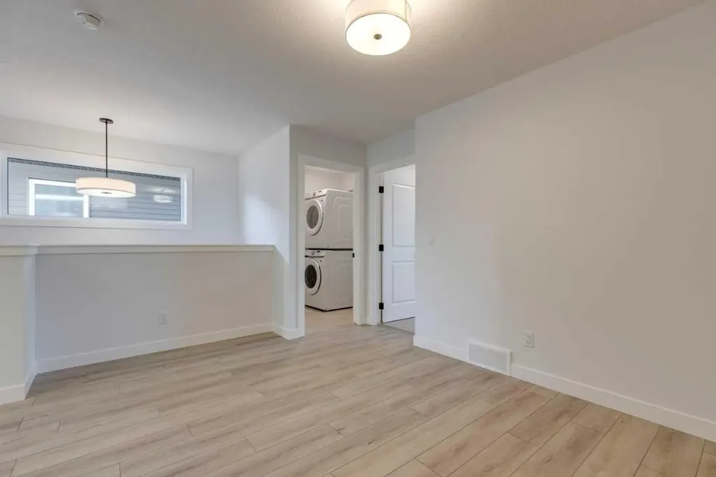 371 Fireside Drive Cochrane AB T4C3E1