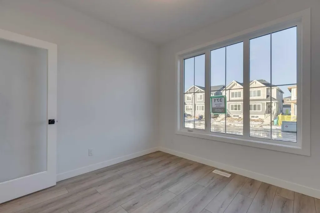 371 Fireside Drive Cochrane AB T4C3E1