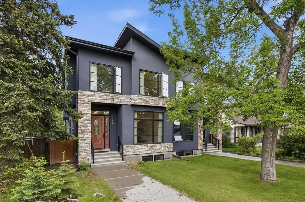 1125 Russet Road NE Calgary AB T2E 5L4