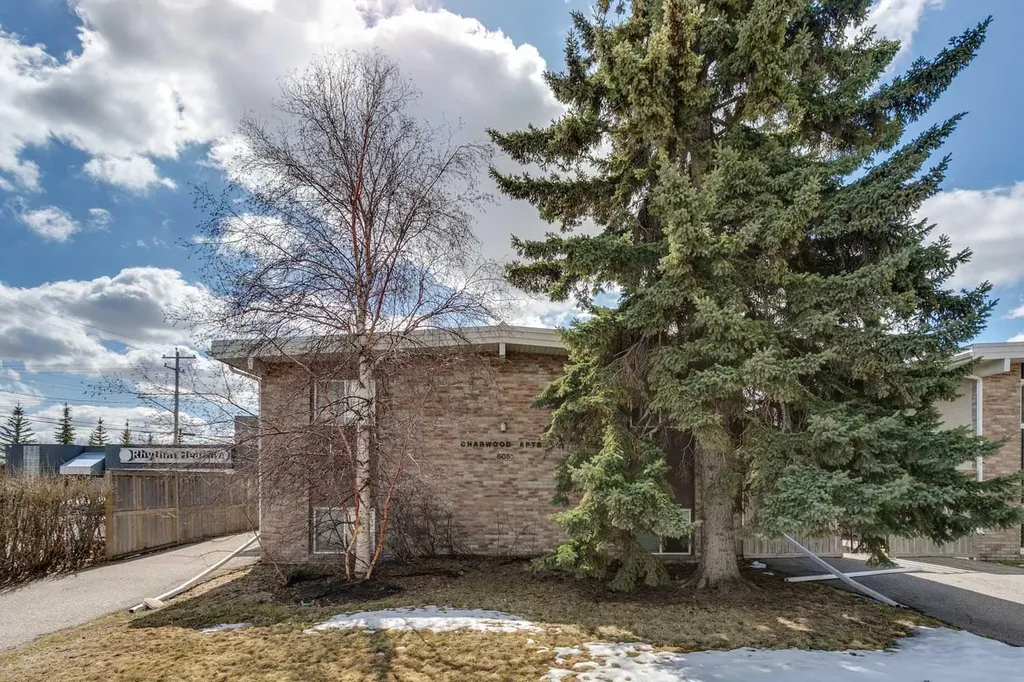 605 67 Avenue SW Calgary AB T2V0M3