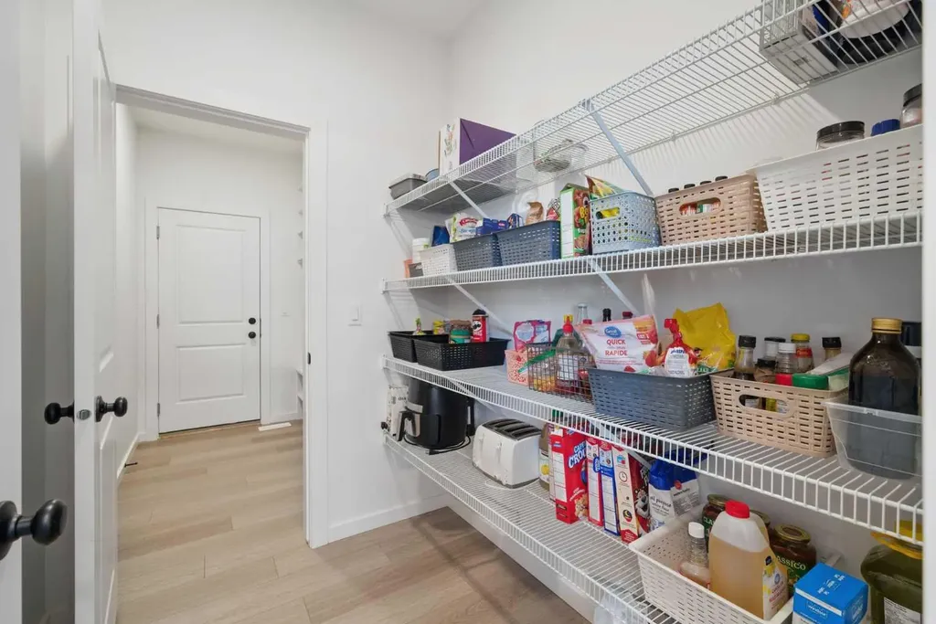 73 Mallard Grove SE Calgary AB T3C0E3