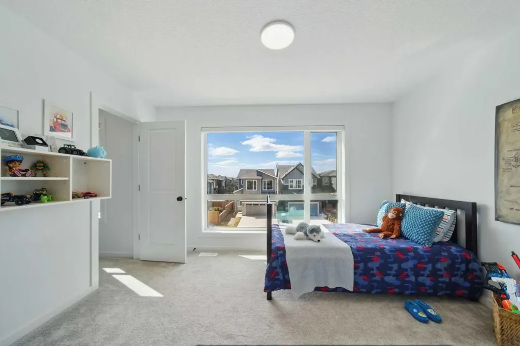 73 Mallard Grove SE Calgary AB T3C0E3