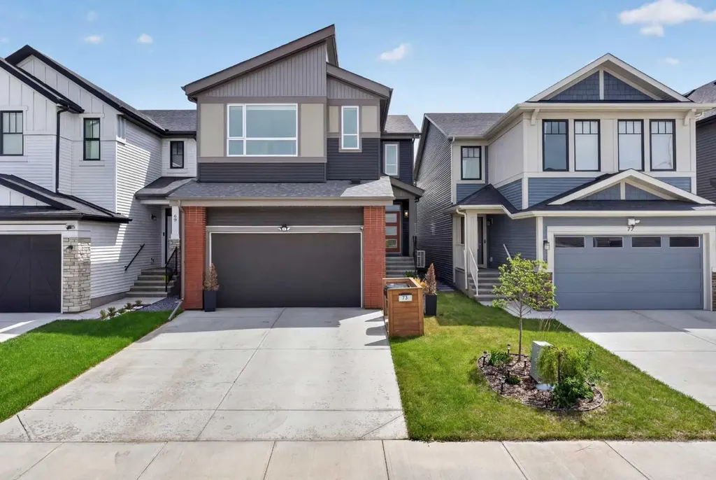 73 Mallard Grove SE Calgary AB T3C0E3