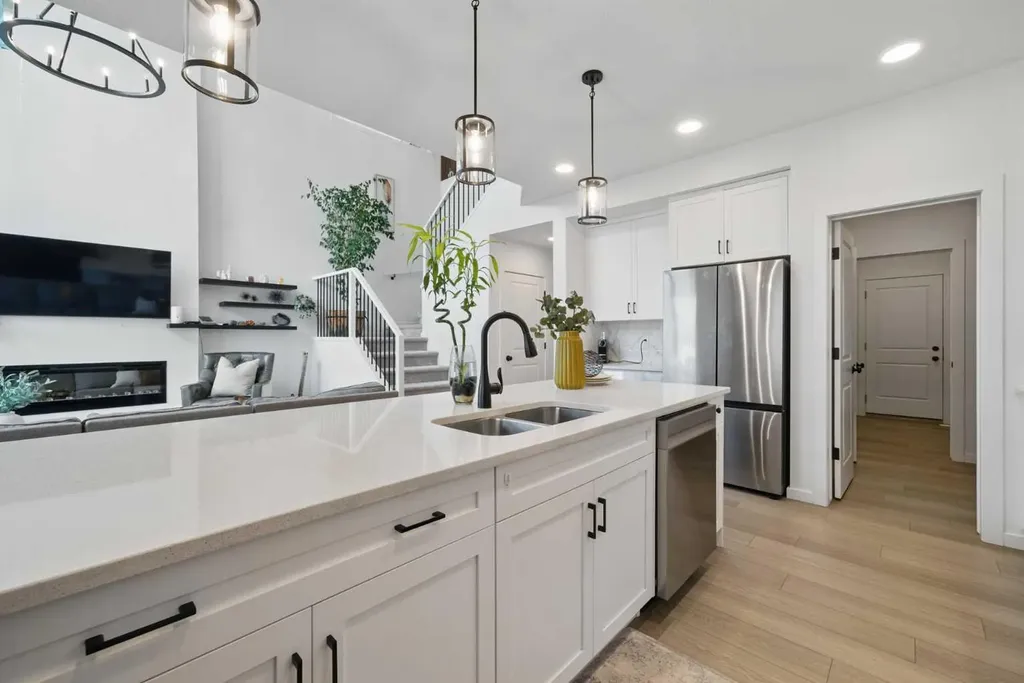 73 Mallard Grove SE Calgary AB T3C0E3
