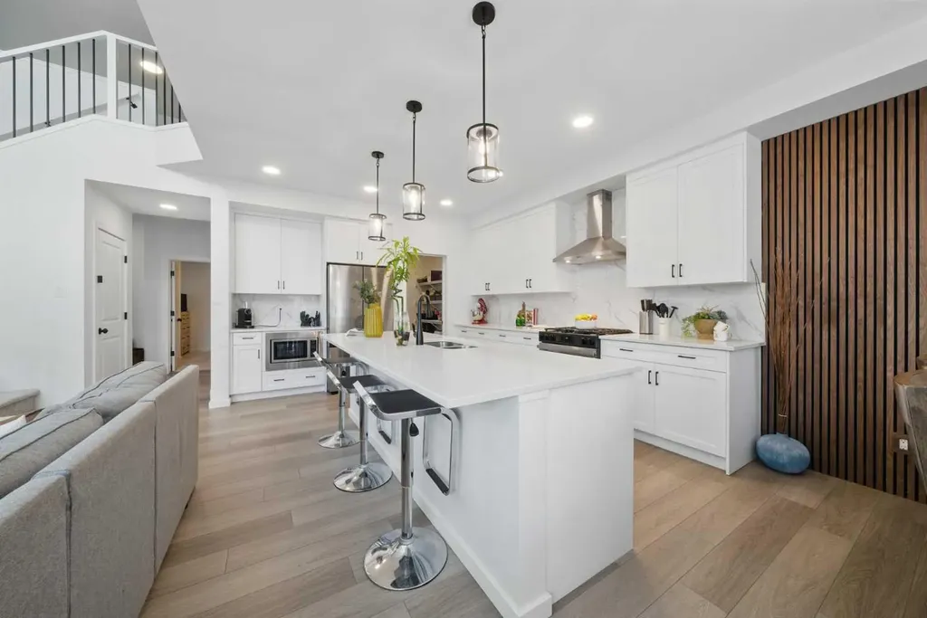 73 Mallard Grove SE Calgary AB T3C0E3