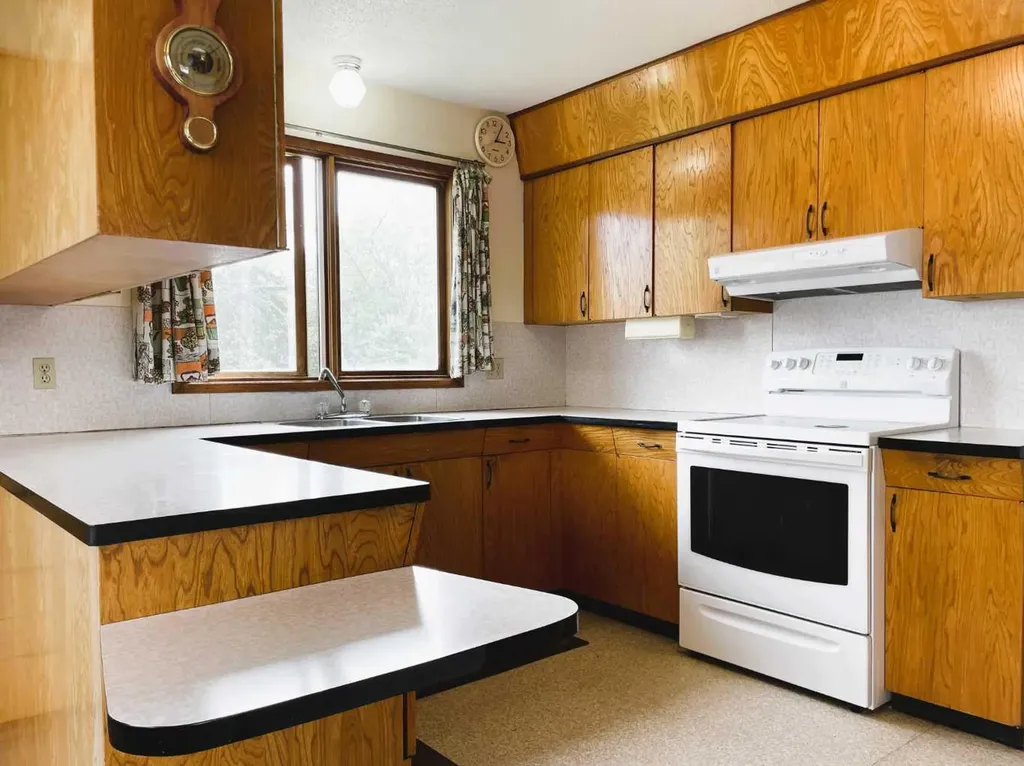 11209 103 Avenue Fairview AB T0H 1L0