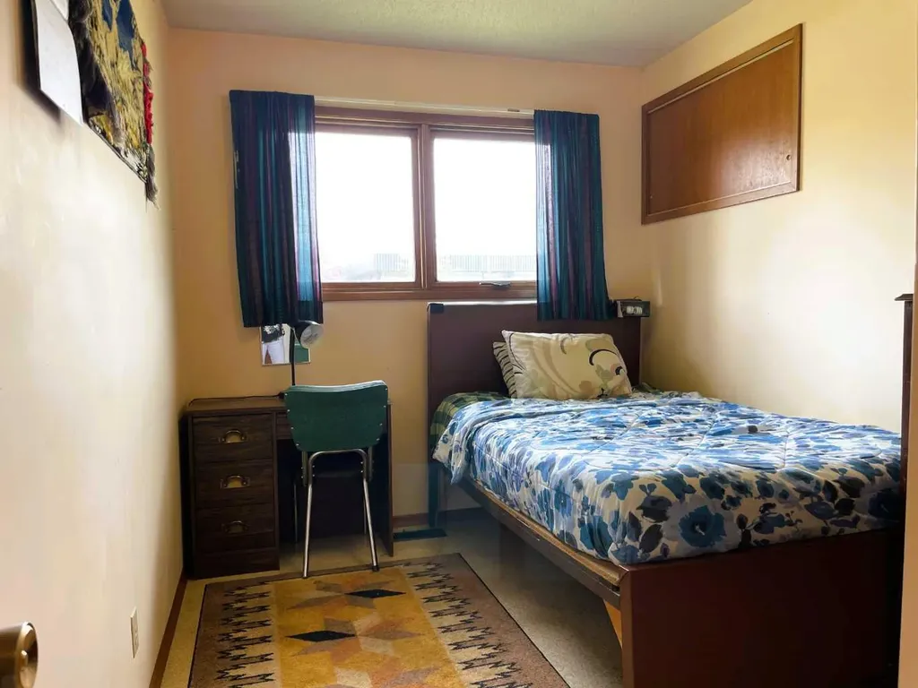 11209 103 Avenue Fairview AB T0H 1L0