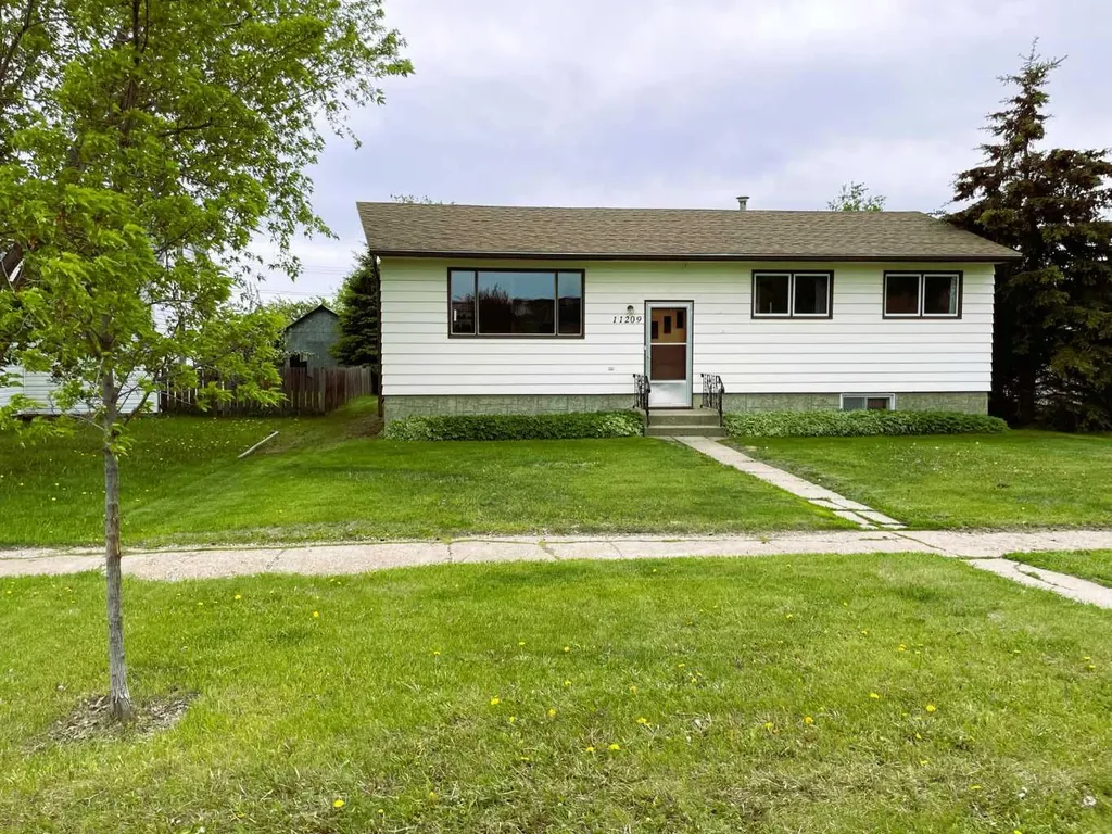 11209 103 Avenue Fairview AB T0H 1L0