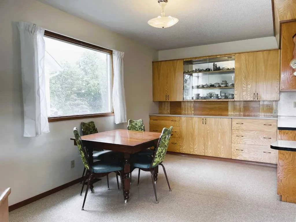 11209 103 Avenue Fairview AB T0H 1L0