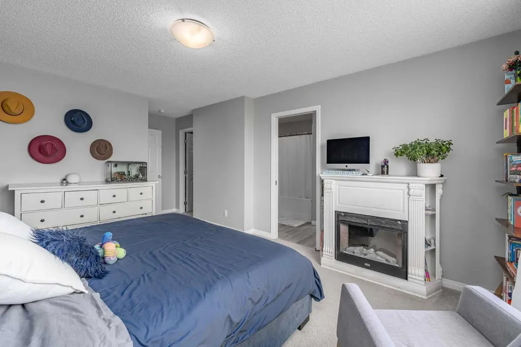 401 Hillcrest Road SW Airdrie AB T4B 4T8