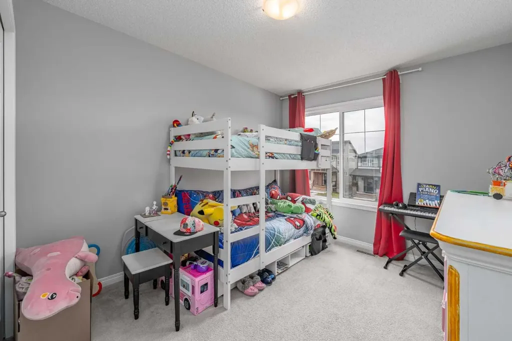 401 Hillcrest Road SW Airdrie AB T4B 4T8