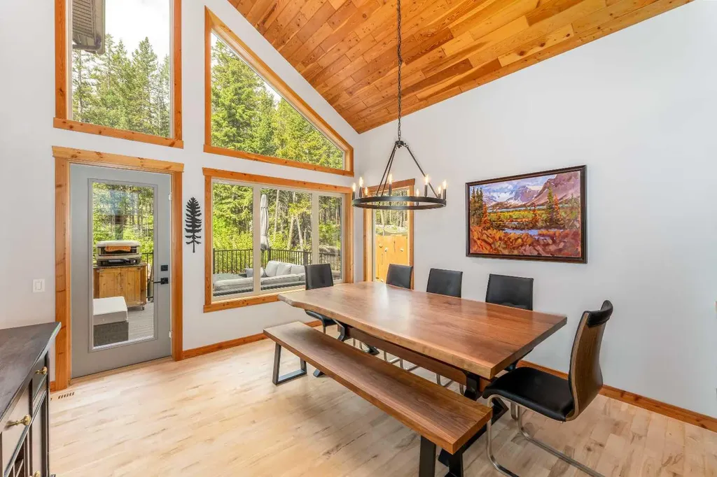 183 Hubman Landing Canmore AB T1W3L3