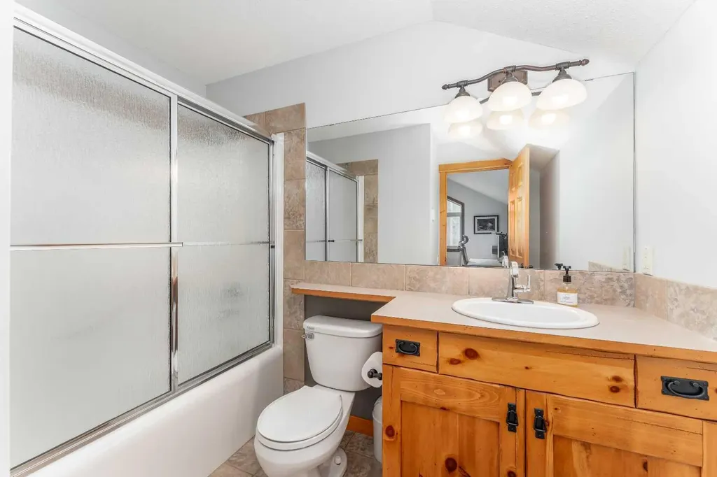 183 Hubman Landing Canmore AB T1W3L3