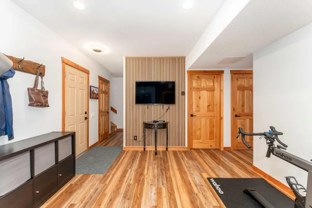 183 Hubman Landing Canmore AB T1W3L3