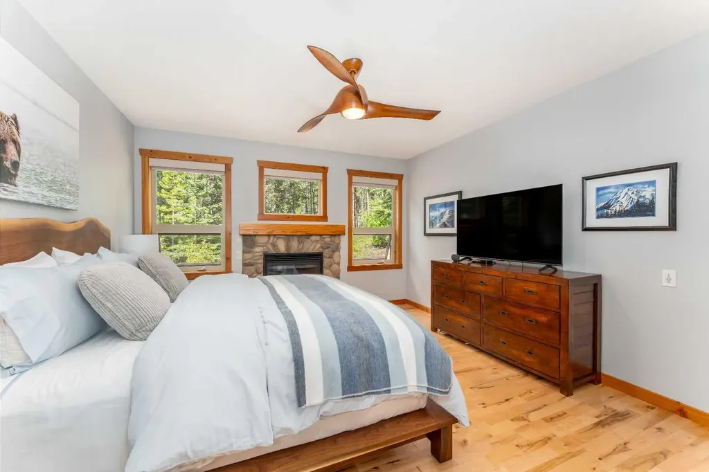 183 Hubman Landing Canmore AB T1W3L3