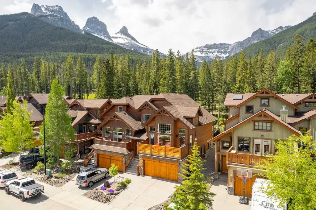 183 Hubman Landing Canmore AB T1W3L3