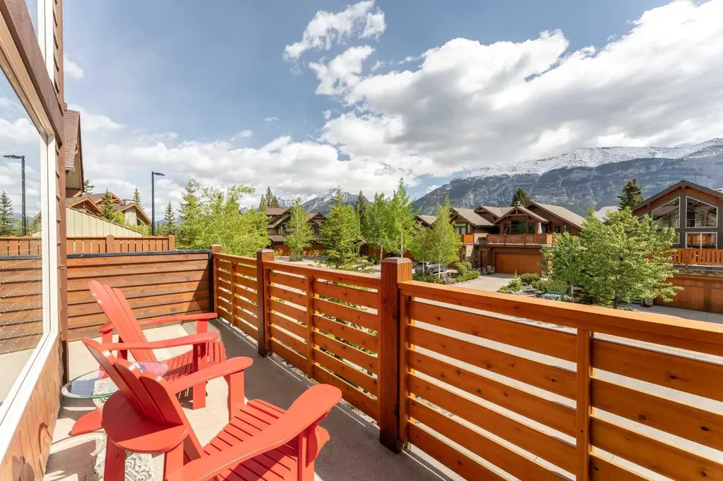 183 Hubman Landing Canmore AB T1W3L3