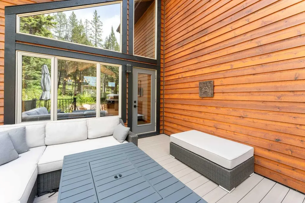 183 Hubman Landing Canmore AB T1W3L3