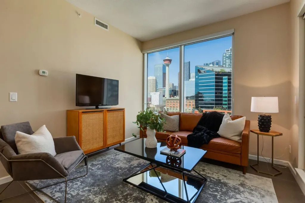 211 13 Avenue SE Calgary AB T2G 1E1