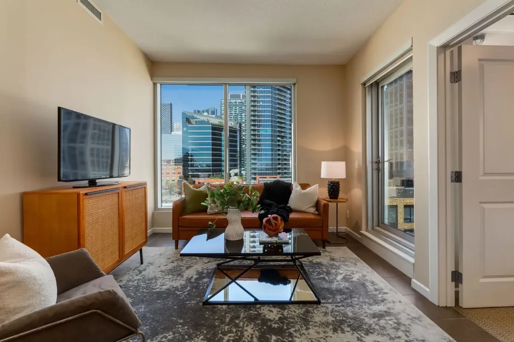 211 13 Avenue SE Calgary AB T2G 1E1