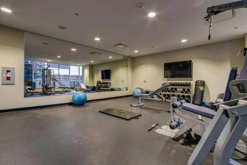 211 13 Avenue SE Calgary AB T2G 1E1