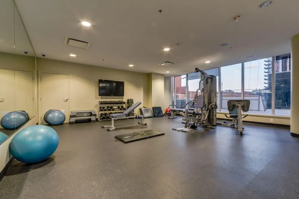 211 13 Avenue SE Calgary AB T2G 1E1