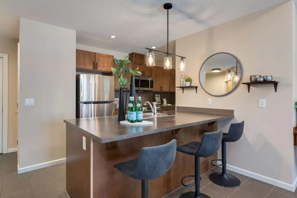 211 13 Avenue SE Calgary AB T2G 1E1