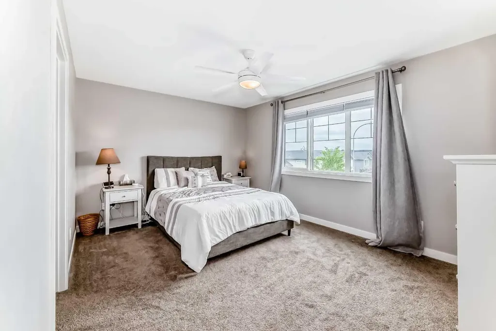 14 Aurora Boulevard Blackfalds AB T4M0M1