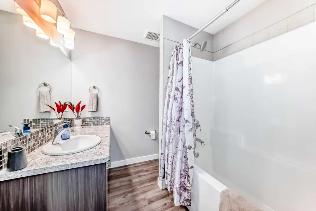 14 Aurora Heights Boulevard Blackfalds AB T4M0M1