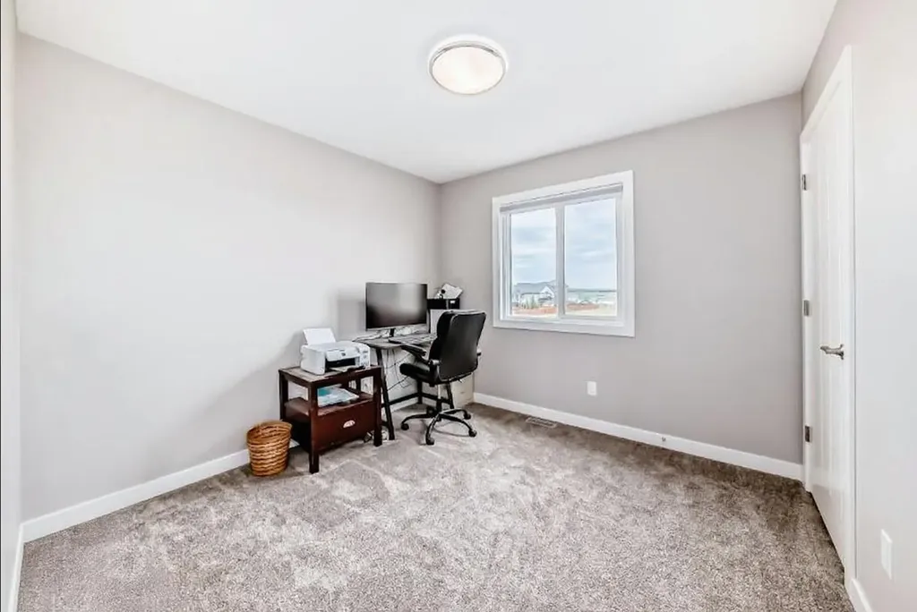 14 Aurora Heights Boulevard Blackfalds AB T4M0M1