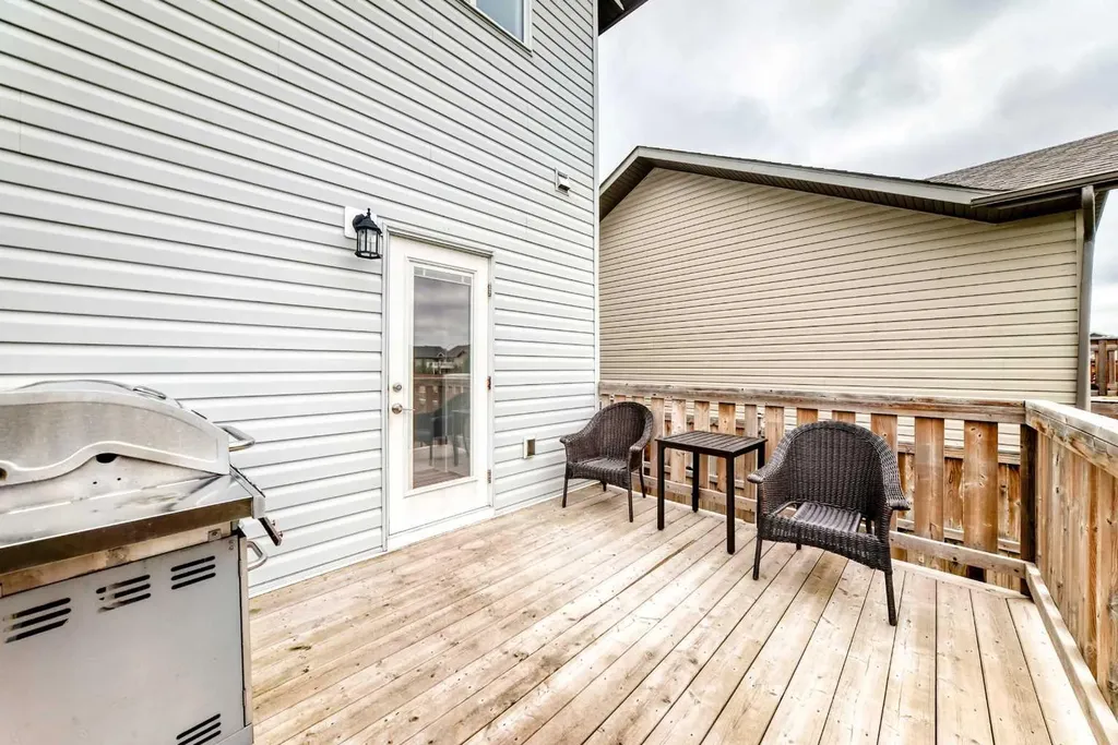 14 Aurora Heights Boulevard Blackfalds AB T4M0M1