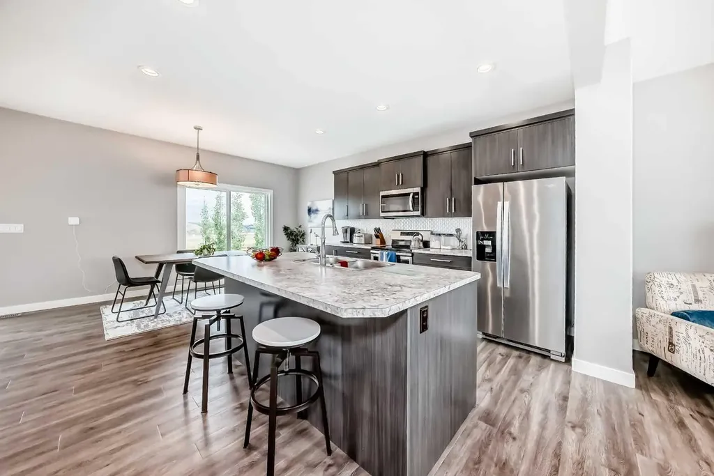 14 Aurora Boulevard Blackfalds AB T4M0M1